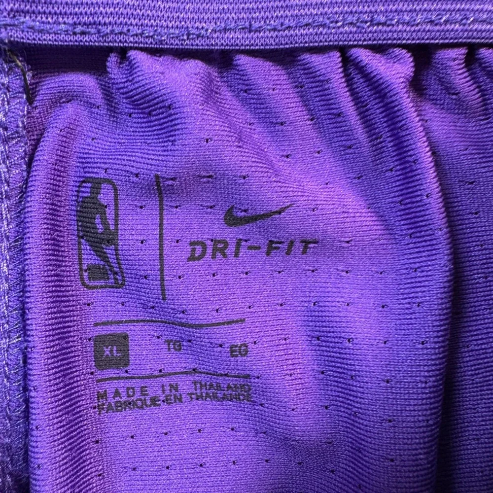 Nike Los Angeles Lakers NBA Dri-FIT Basketball Shorts Mens XL Purple Yellow